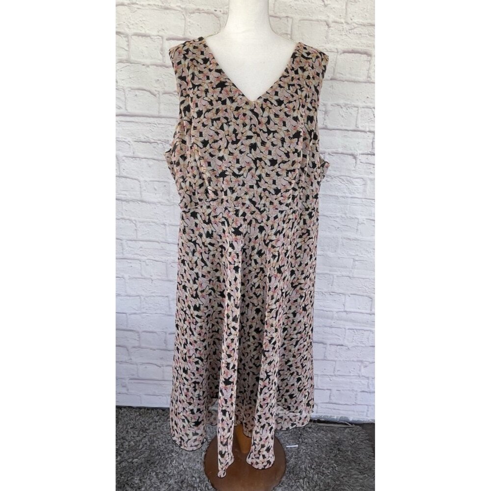 TORRID Women's Dress Multicolor Lined Butterfly Print V-Neck Sleeveless Size 26